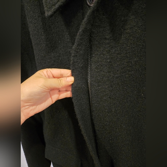 Simons Classic Black 100% Wool Coat Sz L - Picture 3 of 6